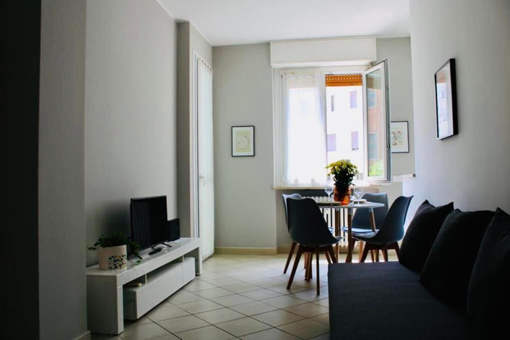 Genny'S Home Apartment Mediolan Zewnętrze zdjęcie